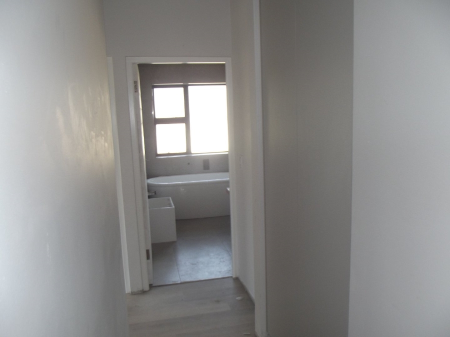 1 Bedroom Property for Sale in Beachfront Western Cape